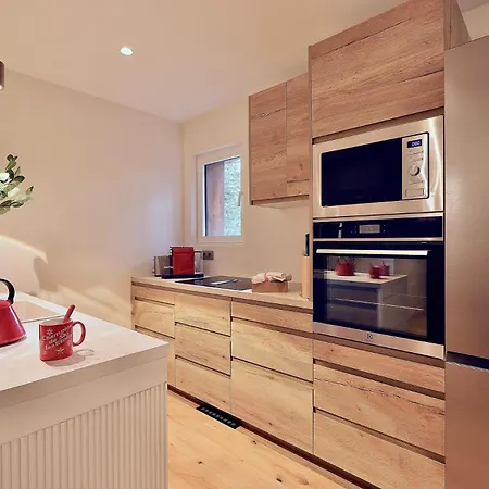 Courchevel 1850 Renovated High-end Elegance *